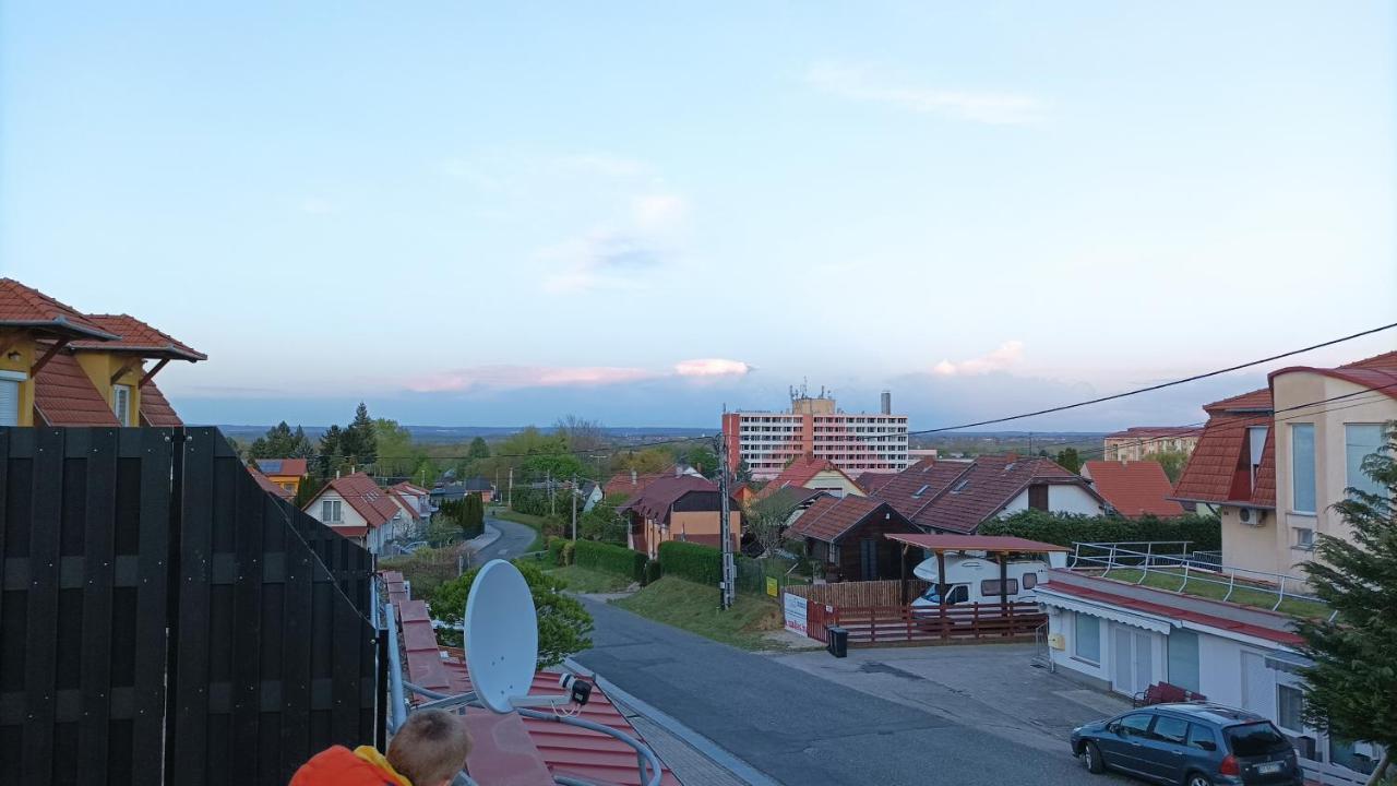 Bbbb Resort Apartman ซาลาคาโรส ภายนอก รูปภาพ