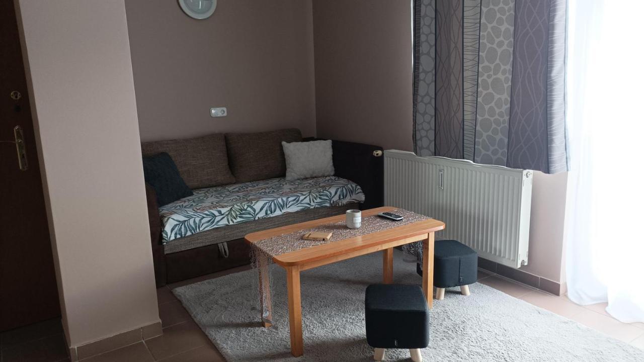 Bbbb Resort Apartman ซาลาคาโรส ภายนอก รูปภาพ